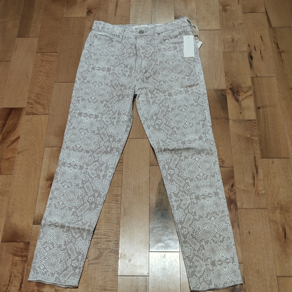 Aritzia Denim forum jeans NWT. - Picture 1 of 8